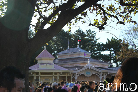 東京ディズニーランドエントランス2018