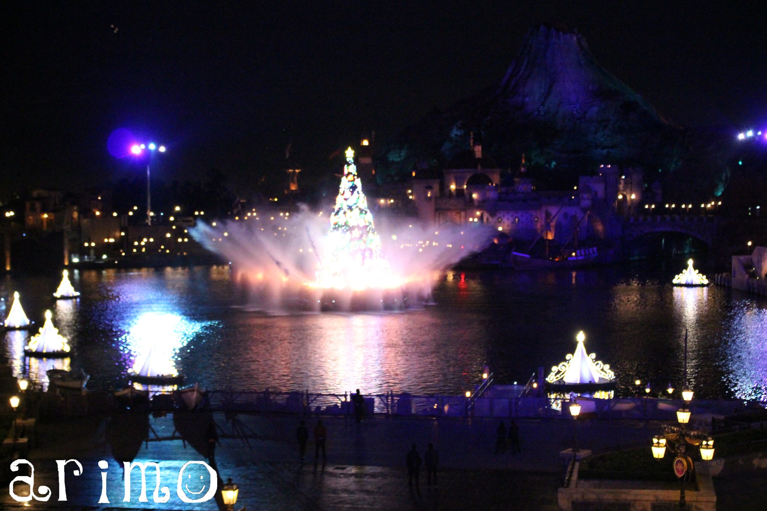 バルコニーから見えた 静かなクリスマスイベントの練習風景 ありもの今昔 東京ディズニーリゾート旅行記